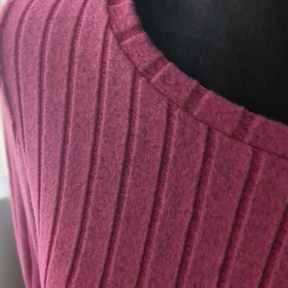 **3/$10** Women's Pink Ribbed Top - Picture 2 of 4